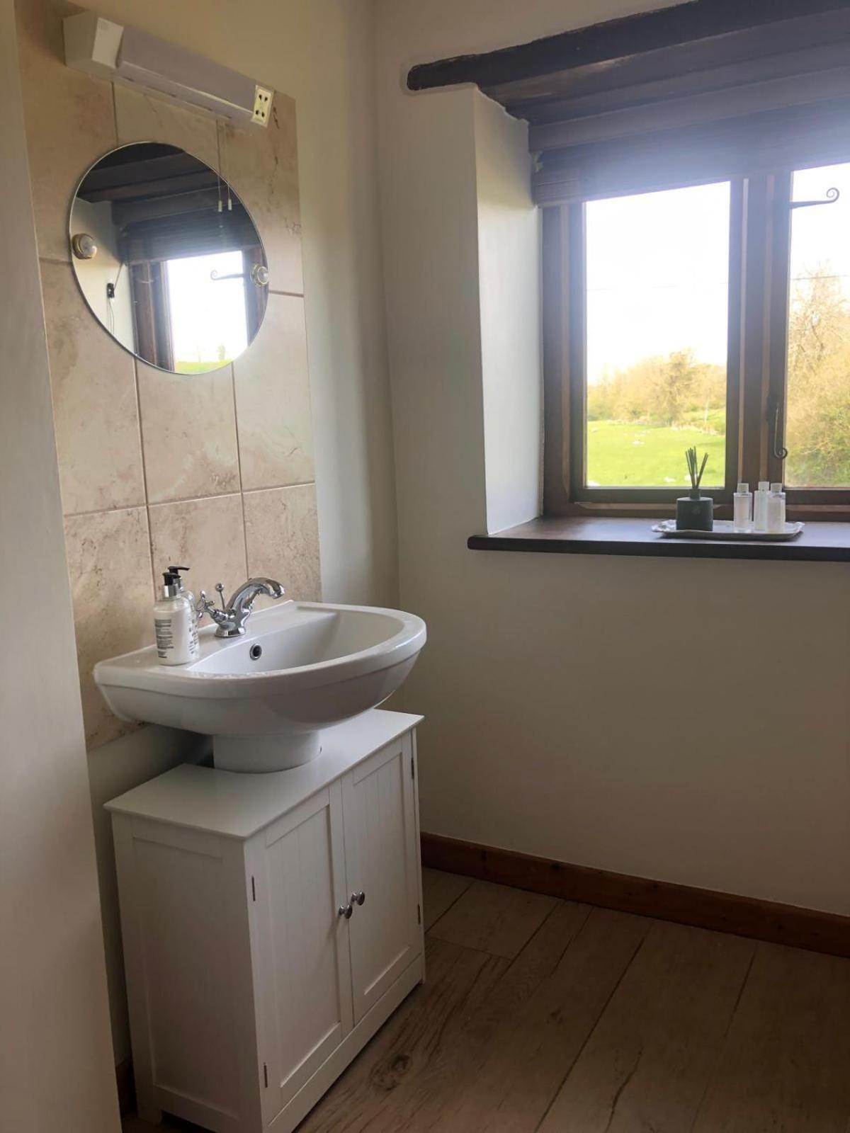 Astwell Mill Bed and Breakfast Helmdon Exteriör bild
