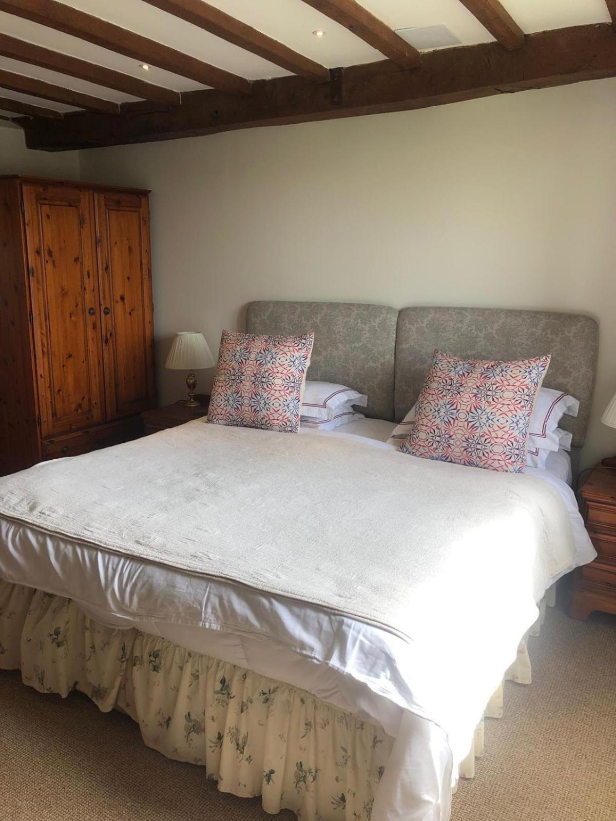 Astwell Mill Bed and Breakfast Helmdon Exteriör bild